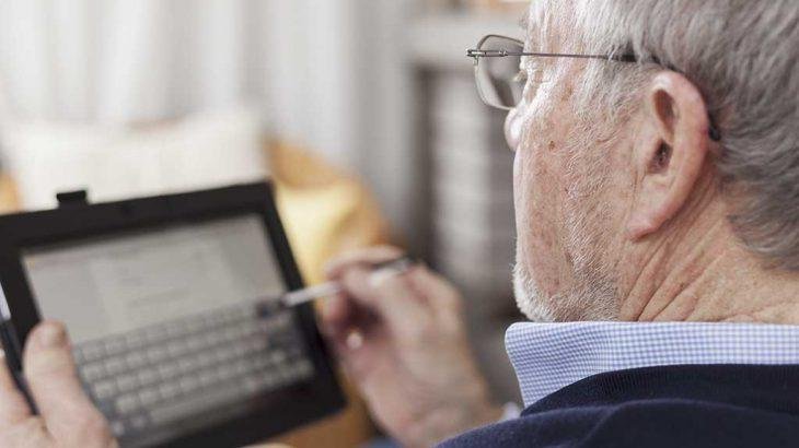 Nuevas tecnologías y personas mayores