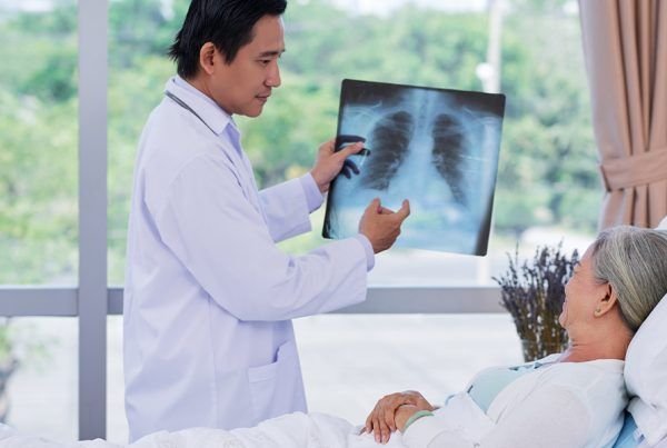 diferencia entre neumonía y pulmonía